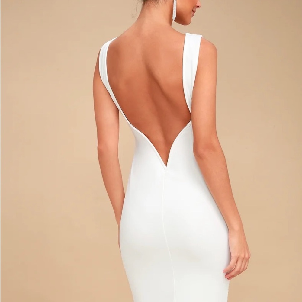 NBW! NWT! So Stunning White Backless Midi Dress size Small